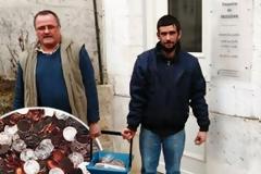 Ο άνδρας που πλήρωσε την εφορία με... ψιλά βάρους 50 κιλών!