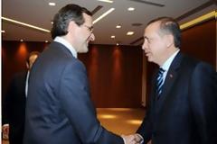 Ολιγόλεπτη συνάντηση Σαμαρά-Ερντογάν