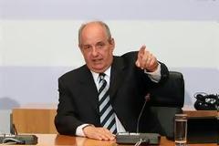 Ερώτηση του Τέρενς Κουίκ για τη ρύθμιση χρεών των ληξιπρόθεσμων οφειλετών του δημοσίου