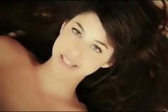 Demy: «Δε θα έλεγα όχι σε μια γυμνή φωτογράφηση»