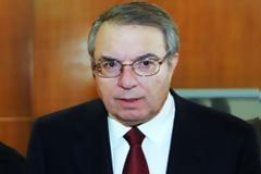 Γ. Μπαμπινιώτης: Τραγικό σφάλμα να μη διδάσκονται στα σχολεία κείμενα των Τριών Ιεραρχών