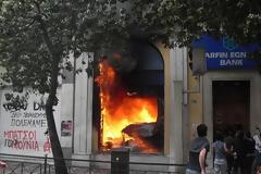 ΓΝΩΡΙΜΟΙ ΣΤΙΣ ΑΡΧΕΣ ΟΙ ΔΥΟ ΕΚ ΤΩΝ ΔΟΛΟΦΟΝΩΝ ΤΗΣ MARFIN – ΑΛΛΟΔΑΠΟΣ Ο ΕΝΑΣ