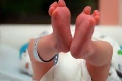 Προσωρινά κρατούμενη εθελόντρια του «Αγιου Στυλιανού» για εμπορία βρεφών