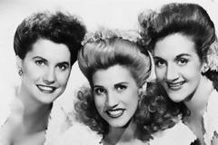 «Έφυγε» η τραγουδίστρια των The Andrews Sisters, Πάτι Άντριους