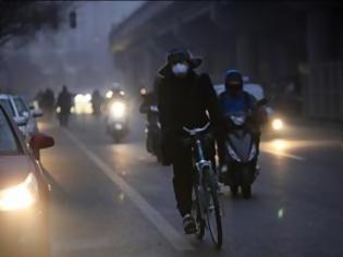 Φωτογραφία για Μεγάλη αύξηση των αναπνευστικών προβλημάτων στο Πεκίνο λόγω της πυκνής αιθαλομίχλης