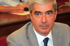 Κεδίκογλου: Ανταγωνισμός ακτιβισμού ΣΥΡΙΖΑ - ΚΚΕ