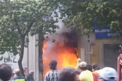 ΕΛΕΥΘΕΡΟΣ ΥΠΟ ΟΡΟΥΣ ΕΝΑΣ ΕΚ ΤΩΝ ΚΑΤΗΓΟΡΟΥΜΕΝΩΝ ΓΙΑ ΤΟΝ ΕΜΠΡΗΣΜΟ ΣΤΟΝ ''ΙΑΝΟ'' (VIDEO)