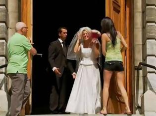 Φωτογραφία για Απίθανη φάρσα: O πιο σύντομος γάμος στην ιστορία (vid)
