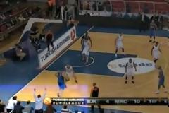 Χρυσοπλήρωσε για να... προπονήσει (vid)