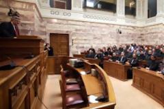 Ο Μιχαλολιάκος έκανε μέσα στη Βουλή προσκλητήριο νεκρών για τα Ιμια [βίντεο]