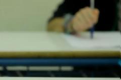 Καθηγητής έχασε τα γραπτά και ζητάει από τους φοιτητές να ξαναδώσουν το μάθημα