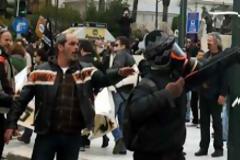 Τέταρτη και φαρμακερή σύλληψη για τον «Τοξοβόλο του Συντάγματος»
