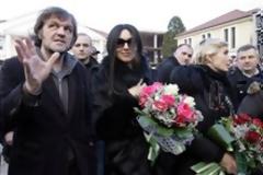 «Δεν μπορώ να δω την Ελλάδα μακριά από την Ευρώπη»,