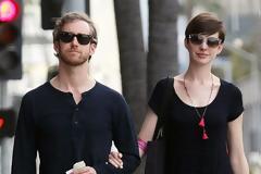 Περιμένει τον πελαργό η Anne Hathaway;