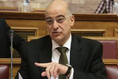 Μετωπική Δένδια - ΣΥΡΙΖΑ για τη «μεταχείριση» των συλληφθέντων