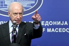 Οι επαφές στο σκοπιανό