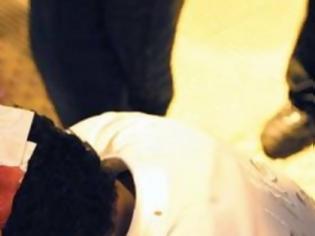 Φωτογραφία για Πάτρα: άγριος ξυλοδαρμός νεαρού άντρα τη νύχτα – Βρέθηκε αιμόφυρτος Κορίνθου και Ζαΐμη