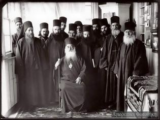 Φωτογραφία για 2650 - Ο Οικουμενικός Πατριάρχης Ιωακείμ Γ΄ στους Ιωασαφαίους