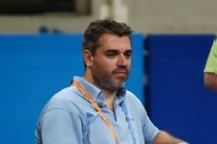 ΣΙΓΑΛΑΣ : Ν ΜΗΝ ΤΟΥΣ ΑΓΧΩΣΕΙ ΤΟ ΣΕΦ