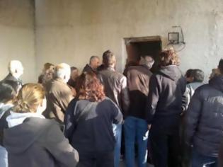 Φωτογραφία για Πάτρα: Ζητούσαν από τους Πολύτεκνους 10 ευρώ για να πάρουν τα τρόφιμα που δικαιούνται – Έντονες αντιδράσεις