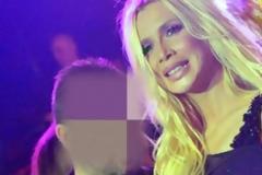 Παολα: Την καταγγέλουν οι θαυμαστές της…για μπράβους