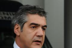 Λύνουν κάβους τα πλοία
