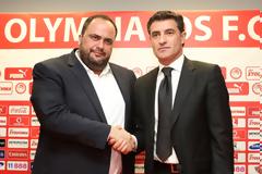 ΠΑΡΟΥΣΙΑΣΕ ΜΙΤΣΕΛ ΣΤΟΥΣ ΠΑΙΚΤΕΣ ΤΟΥ ΟΛΥΜΠΙΑΚΟΥ Ο ΜΑΡΙΝΑΚΗΣ ΚΑΙ... ΞΕΚΑΘΑΡΙΣΕ ΠΟΙΟΣ ΕΙΝΑΙ ΤΟ ΑΠΟΛΥΤΟ ΑΦΕΝΤΙΚΟ