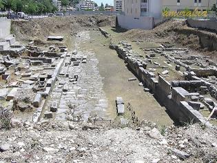 Φωτογραφία για Σκουπίδια στο Αρχαίο Νεκροταφείο αναφέρει αναγνώστης