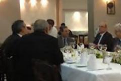 Οι τσιπούρες στο δείπνο του Σαμαρά στον Πειραιά