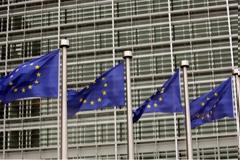 Τις μισές επιδοτήσεις θα πάρει η Ελλάδα – Χάνονται 6 με 9 δισ. από τα
ευρωπαϊκά ταμεία
