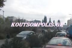 Ατύχημα στην οδό Λαγκαδά Θεσσαλονίκης μέρα μεσημέρι [video]