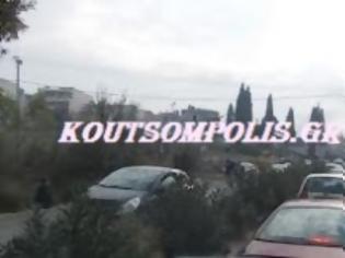 Φωτογραφία για Ατύχημα στην οδό Λαγκαδά Θεσσαλονίκης μέρα μεσημέρι [video]