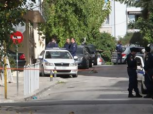 Φωτογραφία για Σε εξέλιξη έρευνα της Αντιτρομοκρατικής σε διαμέρισμα στο Παγκράτι