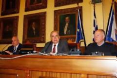 Ο Δήμος Πειραιά αδυνατεί να εισπράξει τις οφειλές...!!!
