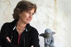 Σκοτώθηκε σε τροχαίο η συγγραφέας Νίκη Μαραγκού