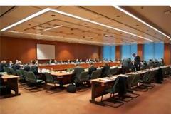Νέα συμβιβαστική πρόταση Ρόμπεϊ για τον προϋπολογισμό της Ε.Ε.