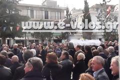 Τελευταίο αντίο από πλήθος Μαγνησιωτών στον Κώστα Λάζο
