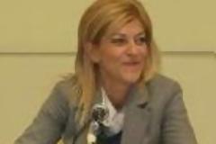 Στο ίδιο έργο θεατές……