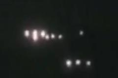 UFO  Πάνω απο την Χιλή Κατά τη διάρκεια της νύχτας..