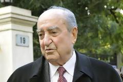 «Χωρίς τον Στουρνάρα δεν υπάρχει κυβέρνηση»