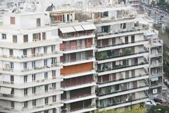 Ενιαίος φόρος ακινήτων στα τακτοποιημένα αυθαίρετα και τους ημιυπαίθριους