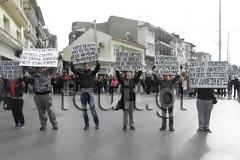 Καστοριά: Με ανθρώπινη αλυσίδα απέκλεισαν το κέντρο οι φοιτητές του ΤΕΙ
