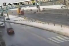 Ο νταλικιέρης της χρονιάς!