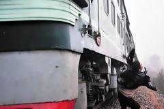Παραλίγο να πληρώσει με τη ζωή της τη φωτογράφιση