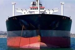 Ναυτικός βρέθηκε νεκρός στη γέφυρα πλοίου