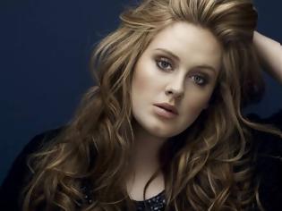 Φωτογραφία για Adele: Βγάζει 48.500 ευρώ την ημέρα!