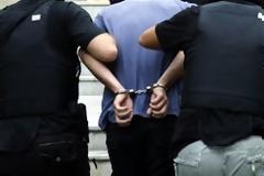 Νέα καταγγελία για «περίεργη» σύλληψη εφήβου
