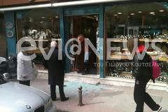 Χαλκίδα: Πυροβόλησαν μέσα στον κόσμο για να ληστέψουν!