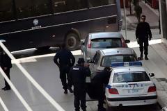 Ανακοίνωση των συλληφθέντων για τη διπλή ληστεία στο Βελβεντό