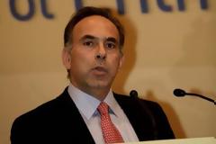 «Τα ξανακοιτάζουμε όλα για το σχέδιο Αθηνά»